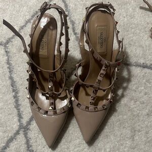 Valentino Women's Beige Rockstud Heels